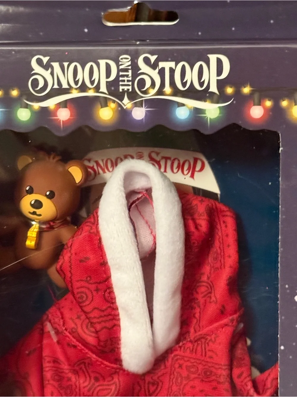 Snoop and the Snoop Red Holiday Doll Hooded Outfit Expansion Pack Red Robe Bear